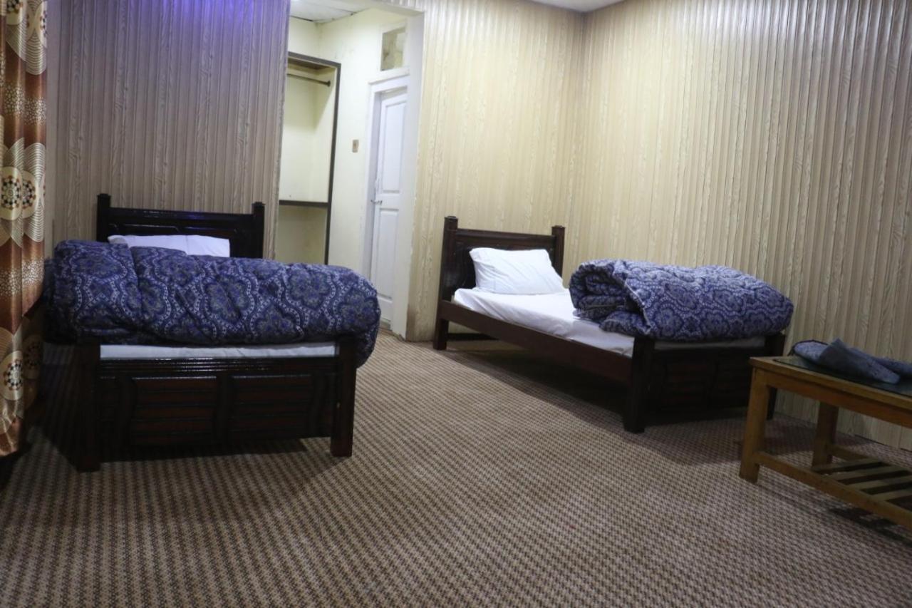 Golden Peak Guest House Gilgit Dış mekan fotoğraf